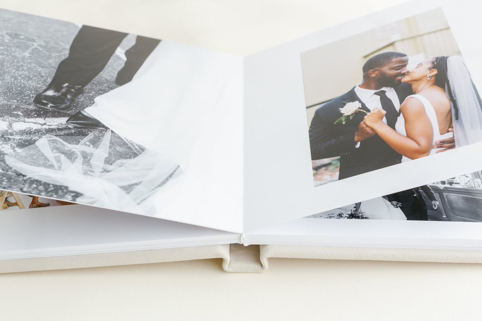 Two-Sapphires-Luxe-Album-04.jpg Two-Sapphires-Luxe-Album-04.jpg