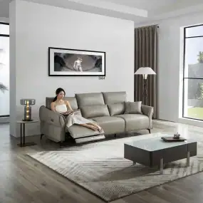 michelangelos-david-01-living-room-02-20x54