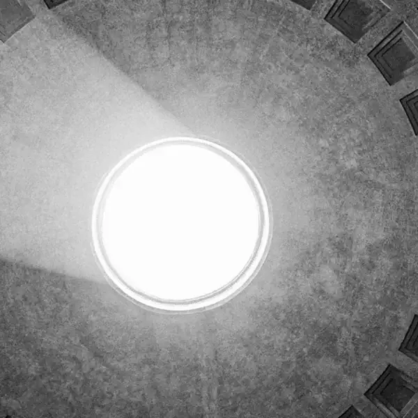 Oculus del Pantheon, Rome, Italy